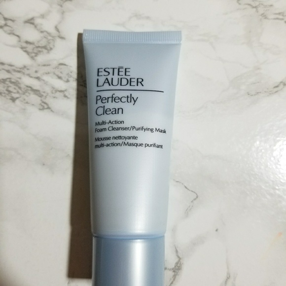 Estee Lauder Perfectly Clean - Picture 3 of 6